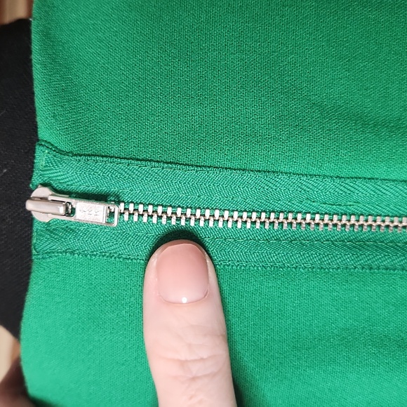 The Limited Kelly Green Fit And Flare Dress, Size 8 - Picture 5 of 8